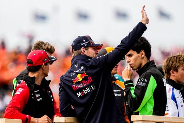 2025-08-31 F1 - Heineken Dutch GP - Grand Prix Drivers Parade ZANDVOORT, NETHERLANDS - AUGUST 31: Max Verstappen of Red Bull Racing at the Grand Prix Drivers Parade during F1 - Heineken Dutch GP on August 31, 2025 in Zandvoort, Netherlands. Zandvoort Netherlands Content not available for redistribution in The Netherlands directly or indirectly through any third parties. Copyright: xAndrexWeeningx