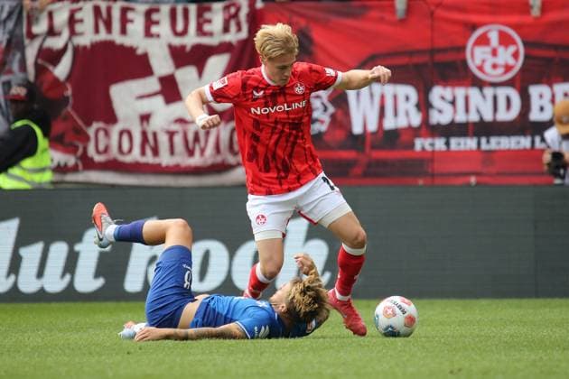 31.08.2025, xmohx, Fussball 2.Bundesliga, 1.FC Kaiserslautern - SV Darmstadt 98 v.l. Luca Marseiler (SV Darmstadt 98) Mika Haas (1. FC Kaiserslautern) Zweikampf, Aktion, action, battle for the ball (DFL DFB REGULATIONS PROHIBIT ANY USE OF PHOTOGRAPHS as IMAGE SEQUENCES and or QUASI-VIDEO) Kaiserslautern