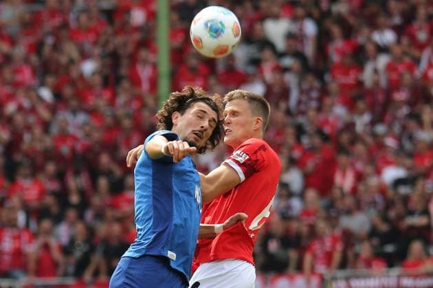 31.08.2025, xmohx, Fussball 2.Bundesliga, 1.FC Kaiserslautern - SV Darmstadt 98 v.l. Frasier Hornby (SV Darmstadt 98) Fabian Kunze (1. FC Kaiserslautern) Zweikampf, Aktion, action, battle for the ball (DFL DFB REGULATIONS PROHIBIT ANY USE OF PHOTOGRAPHS as IMAGE SEQUENCES and or QUASI-VIDEO) Kaiserslautern