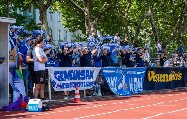 Fussball, Frauen, Saison 2025 2026, Regionalliga Nordost (1. Spieltag), Türkiyemspor Berlin - Hertha BSC, Fans von Hertha, 31.08. 2025, Copyright: xSebastianxRäppold MatthiasxKochx