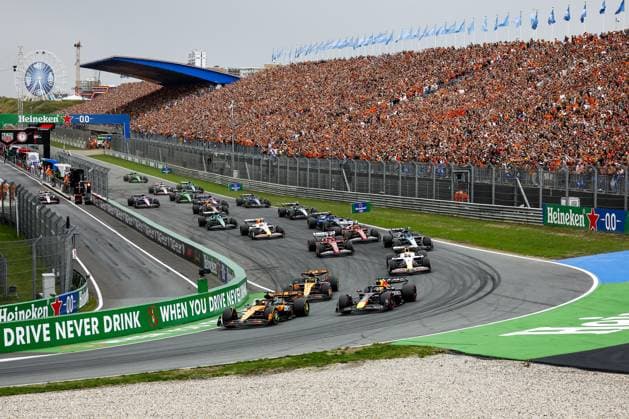 ZANDVOORT - The formation lap during the Dutch F1 Grand Prix at the Zandvoort Circuit. ANP SEM VAN DER WAL F1 Grand Prix of Netherlands 2025 26 xVIxANPxSportx xxANPxIVx 534596929 originalFilename: 534596929.jpg