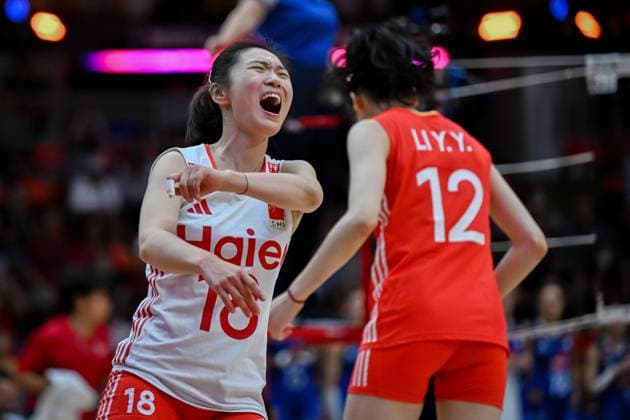 China v France - FIVB Women’s World Volleyball Championship BANGKOK, THAILAND - AUGUST 31: Mengjie Wang (18) of China in action during the FIVB Women s World Volleyball Championship match between China and France at Huamark Indoor Stadium in Bangkok, Thailand on August 31, 2025. Mustafa Hatipoglu Anadolu Bangkok Thailand. Editorial use only. Please get in touch for any other usage.  Copyright: x2025xAnadoluxMustafaxHatipoglux