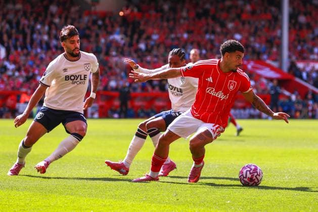 Nottingham Forest FC v West Ham United FC, English Premier League Morgan Gibbs-White of Nottingham Forest defends possession during the Nottingham Forest FC v West Ham United FC English Premier League match at the City Ground, Nottingham, England, United Kingdom on 31 August 2025 Credit: Ryan Crockett Every Second Media Editorial use only. All images are copyright Every Second Media Limited. No images may be reproduced without prior permission. All rights reserved. Premier League and Football League images are subject to licensing agreements with Football DataCo Limited. see https: www.football-dataco.com Copyright: xIMAGO EveryxSecondxMediax ESM-1571-0035 RyanxCrockettx xEveryxSecondxMediax