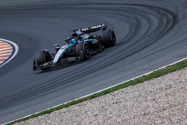 F1 - DUTCH GRAND PRIX 2025 63 RUSSELL George (gbr), Mercedes AMG F1 Team W16, action during the 2025 Formula 1 Heineken Dutch Grand Prix, 15th round of the 2025 FIA Formula One World Championship, WM, Weltmeisterschaft from August 29 to 31, 2025 on the Zandvoort Circuit, in Zandvoort, Netherlands - ZandvoortNetherlands  Copyright: xFLORENTxGOODENx