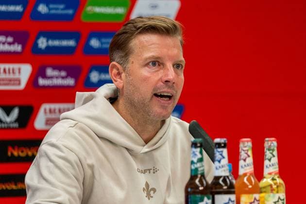 Freisteller, Portrait Florian Kohfeldt (SV Darmstadt 98, Cheftrainer) auf der Pressekonferenz, GER, 1. FC Kaiserslautern vs. SV Darmstadt 98, Fussball, 2. Bundesliga, 4. Spieltag, Saison 2025 2026, 31.08.2025, DFL REGULATIONS PROHIBIT ANY USE OF PHOTOGRAPHS AS IMAGE SEQUENCES AND OR QUASI-VIDEO, GER, 1. FC Kaiserslautern vs. SV Darmstadt 98, Fussball, 2. Bundesliga, 4. Spieltag, Saison 2025 2026, 31.08.2025 Kaiserslautern