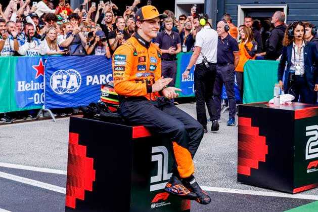 winner Oscar Piastri of Australia and McLaren F1 Team applauds during the Formula 1 Heineken Dutch Grand Prix 2025 on Day 3 at Circuit Zandvoort on August 31, 2025 in Zandvoort, Netherlands. (Photo by Marcel ter Bals DeFodi Images)