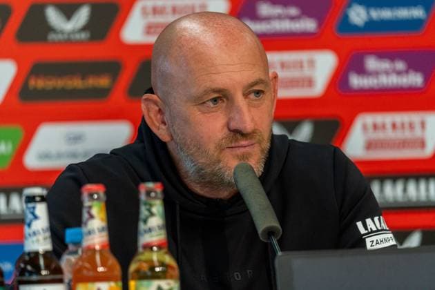 Freisteller, Portrait Torsten Lieberknecht (1. FC Kaiserslautern, Cheftrainer) auf der Pressekonferenz, GER, 1. FC Kaiserslautern vs. SV Darmstadt 98, Fussball, 2. Bundesliga, 4. Spieltag, Saison 2025 2026, 31.08.2025, DFL REGULATIONS PROHIBIT ANY USE OF PHOTOGRAPHS AS IMAGE SEQUENCES AND OR QUASI-VIDEO, GER, 1. FC Kaiserslautern vs. SV Darmstadt 98, Fussball, 2. Bundesliga, 4. Spieltag, Saison 2025 2026, 31.08.2025 Kaiserslautern