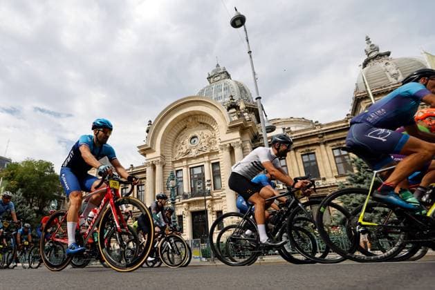 (250831) -- BUCHAREST, Aug. 31, 2025 -- Cyclists compete during the L Etape Romania by Tour de France cycling race in Bucharest, Romania, Aug. 31, 2025. (Photo by Xinhua) (SP)ROMANIA-BUCHAREST-CYCLING-L ETAPE ROMANIA BY TOUR DE FRANCE CristianxCristel 