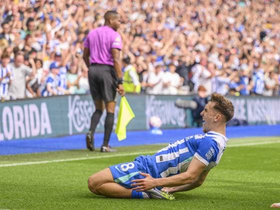 Brighton, England, August 31 2025: Brighton & Hove Albion s Brajan Gruda celebrates scoring his side s second goal during the Premier League match between Brighton and Hove Albion and Manchester City at the American Express Stadium. (Photo by David Horton Sports Press Photo) Copyright: xDavidxHorton SportsxPressxPhotox Sportspressphoto_SPR19072