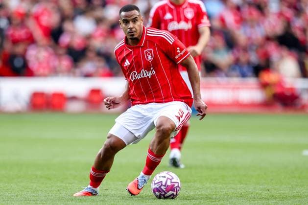 Premier League Nottingham Forest v West Ham United Murillo of Nottingham Forest runs with the ball during the Premier League match Nottingham Forest vs West Ham United at City Ground, Nottingham, United Kingdom, 31st August 2025 (Photo by Alfie Cosgrove News Images) Nottingham City Ground Nottinghamshire United Kingdom Copyright: xAlfiexCosgrove NewsxImagesx