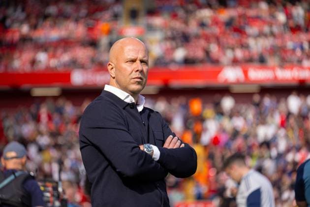 Football - FA Premier League - Liverpool FC v Arsenal FC LIVERPOOL, ENGLAND - Sunday, August 31, 2025: Liverpool s head coach Arne Slot before the FA Premier League match between Liverpool FC and Arsenal FC at Anfield. (Photo by David Rawcliffe Propaganda) LIVERPOOL Anfield MERSEYSIDE ENGLAND  Copyright: xDavidxRawcliffex P2025-08-31-Liverpool_Arsenal-6