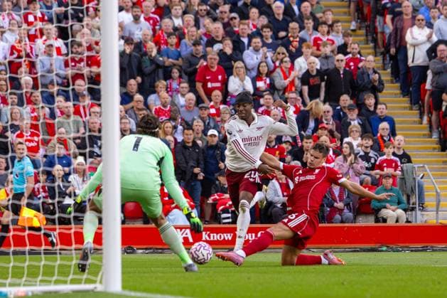 Football - FA Premier League - Liverpool FC v Arsenal FC LIVERPOOL, ENGLAND - Sunday, August 31, 2025: Liverpool s Milos Kerkez challenges Arsenal s Noni Madueke during the FA Premier League match between Liverpool FC and Arsenal FC at Anfield. (Photo by David Rawcliffe Propaganda) LIVERPOOL Anfield MERSEYSIDE ENGLAND  Copyright: xDavidxRawcliffex P2025-08-31-Liverpool_Arsenal-15