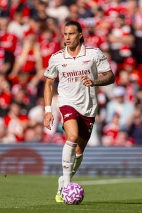 Football - FA Premier League - Liverpool FC v Arsenal FC LIVERPOOL, ENGLAND - Sunday, August 31, 2025: Arsenal s Riccardo Calafiori during the FA Premier League match between Liverpool FC and Arsenal FC at Anfield. (Photo by David Rawcliffe Propaganda) LIVERPOOL Anfield MERSEYSIDE ENGLAND  Copyright: xDavidxRawcliffex P2025-08-31-Liverpool_Arsenal-22