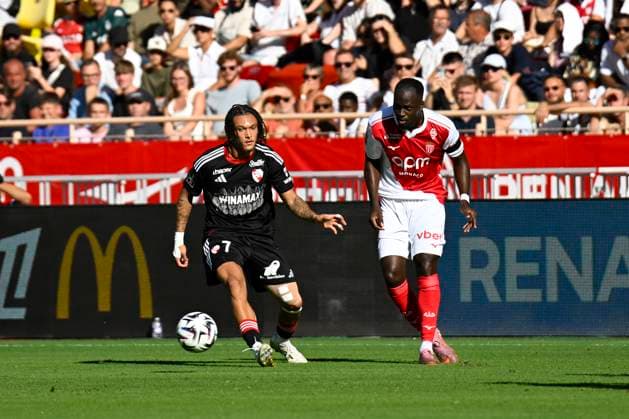 FOOTBALL : AS Monaco VS RC Strasbourg Alsace - Ligue 1 Mcdonald s - 31 08 2025 Diego Moreira (RC Strasbourg) Jordan Teze (ASM) - Ligue 1 Mcdonald s match between AS Monaco and Racing Club de Strasbourg Alsace on August 31, 2025 at the Louis II Stadium in Monaco. MonacoMonaco  Copyright: xWilliamxCannarellax