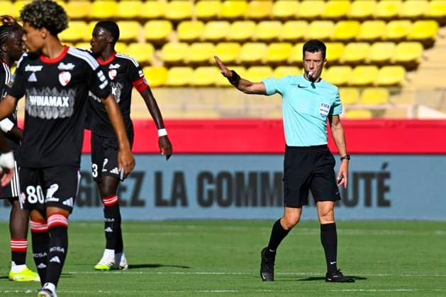 FOOTBALL : AS Monaco VS RC Strasbourg Alsace - Ligue 1 Mcdonald s - 31 08 2025 Referee Benoit Bastien during the Ligue 1 Mcdonald s match between AS Monaco and RC Strasbourg Alsace on 31st August 2025 at the Louis II Stadium in Monaco. MonacoMonaco  Copyright: xWilliamxCannarellax