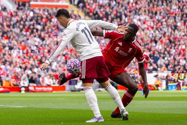 Football - FA Premier League - Liverpool FC v Arsenal FC LIVERPOOL, ENGLAND - Sunday, August 31, 2025: Liverpool s Ibrahima KonatÃ is challenged by Arsenal s Gabriel Martinelli during the FA Premier League match between Liverpool FC and Arsenal FC at Anfield. (Photo by David Rawcliffe Propaganda) LIVERPOOL Anfield MERSEYSIDE ENGLAND  Copyright: xDavidxRawcliffex P2025-08-31-Liverpool_Arsenal-25