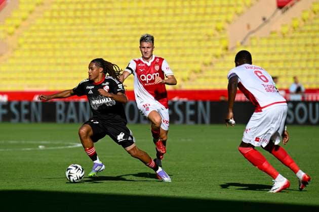FOOTBALL : AS Monaco VS RC Strasbourg Alsace - Ligue 1 Mcdonald s - 31 08 2025 Mathis Amougou (RC Strasbourg) - Ligue 1 Mcdonald s match between AS Monaco and Racing Club de Strasbourg Alsace on August 31, 2025 at the Louis II Stadium in Monaco. MonacoMonaco  Copyright: xWilliamxCannarellax