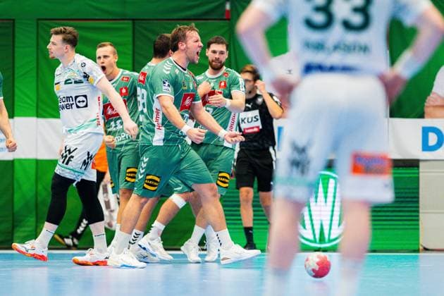 31.08.2025 - Handball, 2025 2026, 1. Bundesliga, 1. Spieltag, GWD Minden - Frisch auf Göppingen: (L-R) Niclas Benedict Heitkamp (Minden), Erik Persson (Göppingen), Mats Korte (Minden), Tom Bergner (Minden), Max Staar (Minden), Ymir Oern Gislason (Göppingen)
