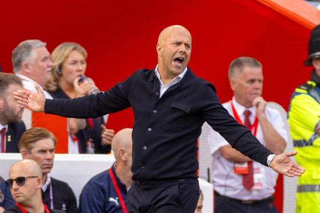 Football - FA Premier League - Liverpool FC v Arsenal FC LIVERPOOL, ENGLAND - Sunday, August 31, 2025: Liverpool s head coach Arne Slot during the FA Premier League match between Liverpool FC and Arsenal FC at Anfield. (Photo by David Rawcliffe Propaganda) LIVERPOOL Anfield MERSEYSIDE ENGLAND  Copyright: xDavidxRawcliffex P2025-08-31-Liverpool_Arsenal-50