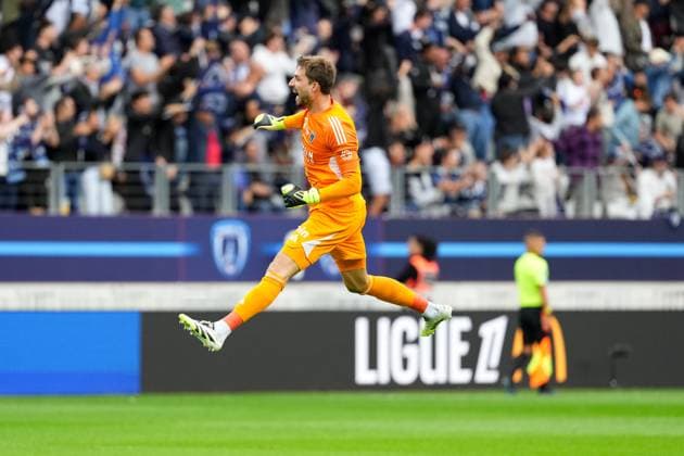 Paris FC v FC Metz - Ligue 1 McDonald s 2025 2026 35 Kevin TRAPP (pfc) during the Ligue 1 McDonald s match between Paris and Metz at Stade Jean Bouin on August 31, 2025 in Paris, France. Paris France  Copyright: xFEPx 776348116