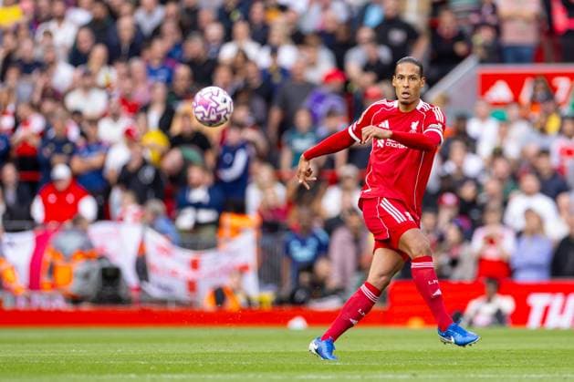 Football - FA Premier League - Liverpool FC v Arsenal FC LIVERPOOL, ENGLAND - Sunday, August 31, 2025: Liverpool s captain Virgil van Dijk during the FA Premier League match between Liverpool FC and Arsenal FC at Anfield. (Photo by David Rawcliffe Propaganda) LIVERPOOL Anfield MERSEYSIDE ENGLAND  Copyright: xDavidxRawcliffex P2025-08-31-Liverpool_Arsenal-62