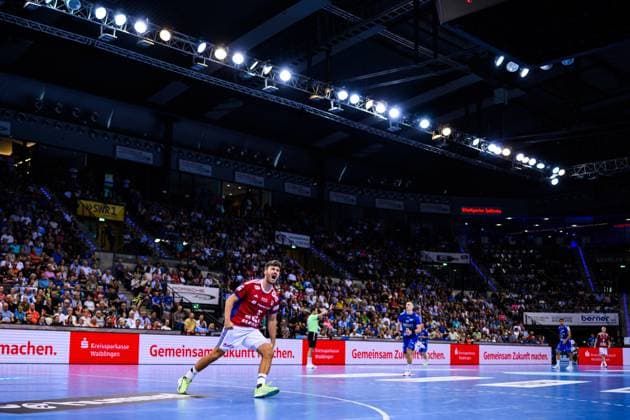 TVB Stuttgart - HSV Hamburg Handball: 1. Bundesliga, Herren, Saison 2025 2026, TVB Stuttgart - HSV Hamburg, Porsche Arena. Hamburgs Jacob Lassen jubelt. Stuttgart Porsche Arena Baden-Württemberg Deutschland