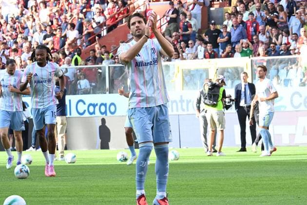 CALCIO - Serie A - Genoa CFC vs Juventus FC Manuel Locatelli (Juventus FC) warm up during Genoa CFC vs Juventus FC, Italian soccer Serie A match in Genoa, Italy, August 31 2025 Genoa Italy  Copyright: xIPAxSport ABACAx