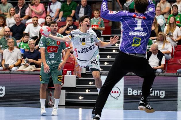 Rutger TEN VELDE (FRISCH AUF! Goeppingen, 05) erzielt ein Tor, Aktion, Torwurf GWD Minden (GWD) vs. FRISCH AUF! Goeppingen (FAG), Handball, Maenner, Daikin Handball Bundesliga (HBL), 1. Spieltag, Spielzeit 2025 2026, 31.08.2025 GWD Minden (GWD) vs. FRISCH AUF! Goeppingen (FAG), Handball, Maenner, Daikin Handball Bundesliga (HBL), 1. Spieltag, Spielzeit 2025 2026, 31.08.2025 Luebbecke Copyright: xEibnerxPressefoto OliverxSchmidtx EP_OST