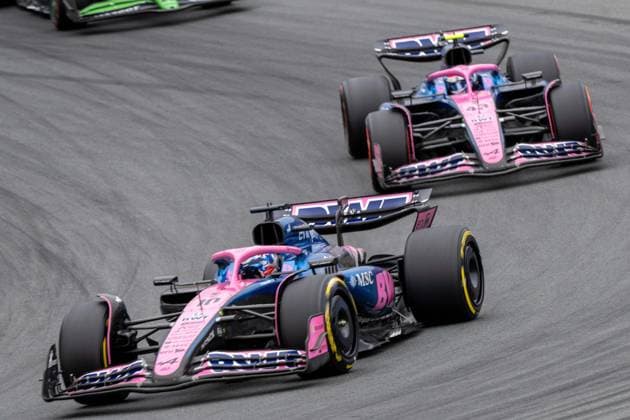 Pierre Gasly 10, BWT Alpine F1 Team,Franco Colapinto 43, BWT Alpine F1 Team, Rennen, Grosser Preis von Netherlands, Motorsport, Herren, Formel 1, 31.08.2025 Zandvoort Niederlande Niederlande