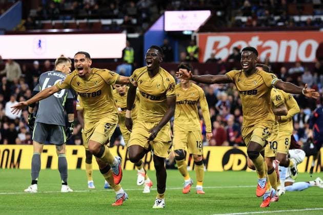 Birmingham, England, 31st August 2025. Ismaila Sarr of Crystal Palace celebrates his goal to make it 0-3 during the Aston Villa vs Crystal Palace Premier League match at Villa Park, Birmingham. Picture credit should read: Jessica Hornby Sportimage EDITORIAL USE ONLY. No use with unauthorised audio, video, data, fixture lists, club league logos or live services. Online in-match use limited to 120 images, no video emulation. No use in betting, games or single club league player publications. SPI_073_JH_Villa_Palace SPI-4102-0073