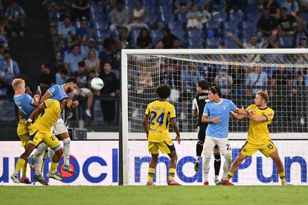 SS Lazio v Hellas Verona FC - Serie A Valentin Castellanos of S.S. Lazio scores the goal for 3-0 during the 2nd day of the Serie A Championship between S.S. Lazio and Hellas Verona F.C. at the Olympic Stadium in Rome, Italy, on August 31, 2025. Rome Italy Italy  Copyright: xDomenicoxCippitellix originalFilename:cippitelli-sslaziov250831_npfPY.jpg