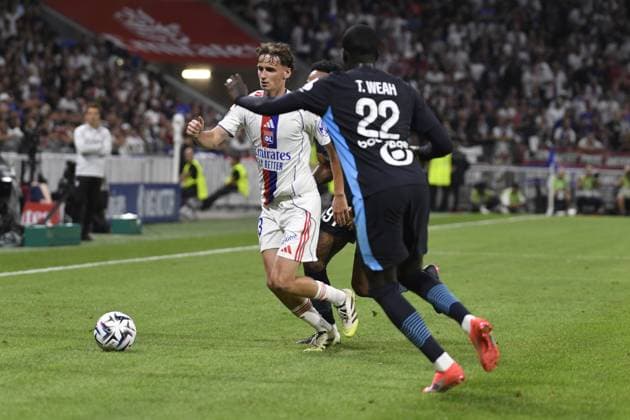 Football : Olympique Lyonnais V Olympique de Marseille - ligue 1 31 08 2025 Tyler MORTON of Lyon during the French L1 football match between Olympique Lyonnais and Olympique Marseille at the Groupama stadium in Decines-Charpieu Lyon, France on August 31, 2025  Copyright: xMourad_ALLILIx