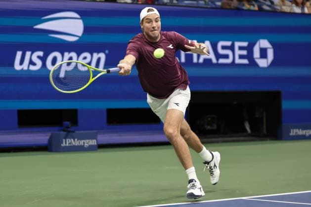 Jan-Lennard Struff (GER), US Open Championships 2023, USTA Billie Jean King National Tennis Center, Flushing Meadows, New York, USA . Copyright: xJuergenxHasenkopfx
