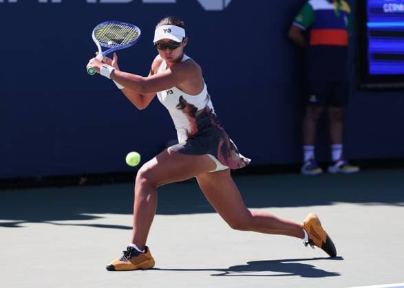 Ruien Zhang (CHN), Maedchen Einzel, Girls Singles, US Open Championships 2023, USTA Billie Jean King National Tennis Center, Flushing Meadows, New York, USA . Copyright: xJuergenxHasenkopfx