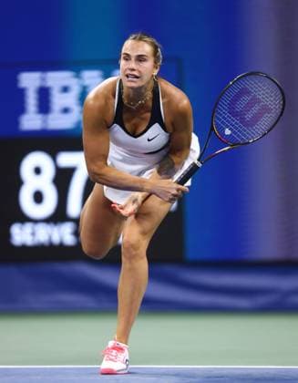 2025 US Open Tennis Championships, Day Eight, Billy Jean-King Tennis Centre, Flushing Meadows, New York, USA, 01 09 2025 Aryna Sabalenka in action during her fourth round match against Cristina Busca (ESP) in the 2025 US Open at Flushing Meadows New York Billy Jean King Tennis Centre, Flushing Meadows New York USA Copyright: xMarkxGreenwoodx