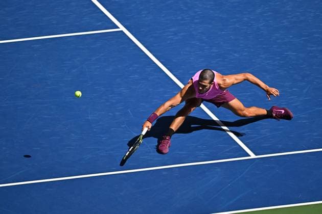US Open - Fourth Round Carlos Alcaraz (ESP) during his fourth round match at the 2025 US Open at Billie Jean National Tennis Center in New York City, NY, USA, on August 31, 2025. Photo by Corinne Dubreuil ABACAPRESS.COM New York City United States  Copyright: xDubreuilxCorinne ABACAx