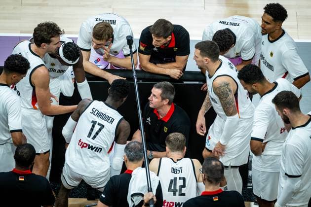 Basketball Tampere 01.09.2025 DBB Länderspiel Männer Herren EuroBasket 2025 Vorrunde Deutschland (GER) - Großbritannien (GBR) Alan Ibrahimagic (Deutschland, Assistenztrainer)