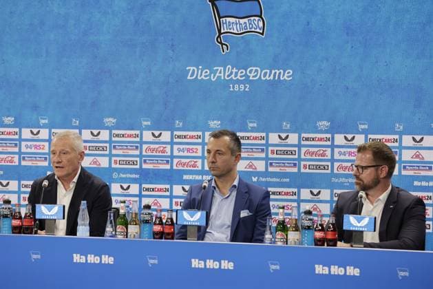 Deutschland, Berlin, Sportpark, GER, 2.FBL, Hertha BSC, Pressekonferenz: Vorstellung von Geschäftsführer Dr. Peter Görlich, Foto: Geschäftsführer Dr. Peter Görlich, Ralf Huschen (Geschäftsführer Hertha BSC), Fabian Drescher (Präsident Hertha BSC e.V.)