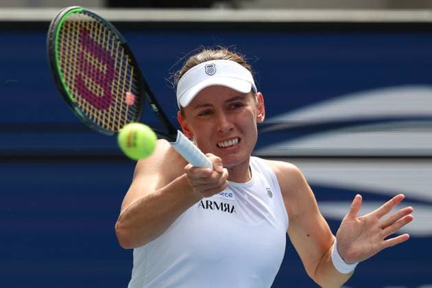 September 1, 2025, New York City, New York, United States: E. Alexandrova during the match against I. Swiatek of Poland in the fourth round of US Open 2025 at the USTA Billie Jean King National Tennis Center. Queens, New York City. Alexandrova lost 3:6, 1:6. New York City United States - ZUMAc278 20250901_zsp_c278_003 Copyright: xMarcinxCholewinskix