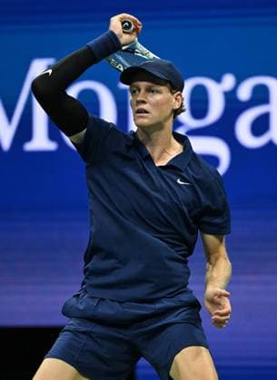 Jannik Sinner of ITA Vs Alexander Bublik of KAZ, Jannik Sinner wins in straight sets 6-1 6-1 6-1 in the fourth round on Arthur Ashe Stadium on day 9 at the 2025 US Open Tennis Championship at the USTA Billie Jean King National Tennis Center in New York City on Monday, September 01, 2025.  NYP20250901346 LARRYxMARANO