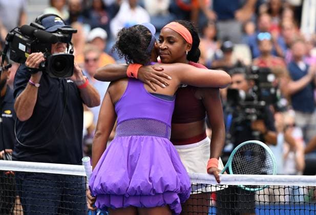 (250902) -- NEW YORK, Sept. 2, 2025 -- Osaka Naomi of Japan (L) hugs Coco Gauff of the United States after their women s singles fourth round match at the 2025 US Open tennis championships in New York, the United States, Sept. 1, 2025. ) (SP)U.S.-NEW YORK-TENNIS-US OPEN-WOMEN S SINGLES-OSAKA VS GAUFF LixRui 