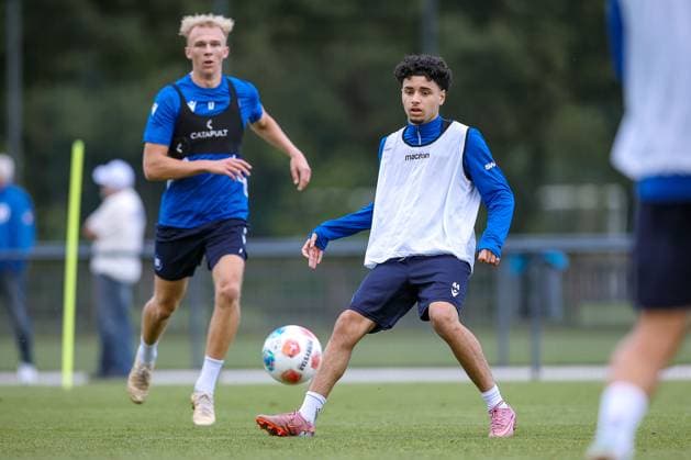 02.09.2025, Fußball, Training Karlsruher SC, 2. Fußball Bundesliga, Trainingsplatz am BBBank Wildpark Stadion Karlsruhe, Saison 2025 2026: Firat Alpsoy (Karlsruher SC, 44) Baden-Württemberg Deutschland