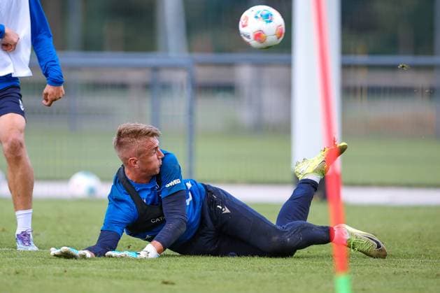02.09.2025, Fußball, Training Karlsruher SC, 2. Fußball Bundesliga, Trainingsplatz am BBBank Wildpark Stadion Karlsruhe, Saison 2025 2026: Torwart Hans Christian Bernat (KSC 01) Baden-Württemberg Deutschland