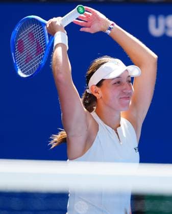 Jessica Pegula celebrates her quarter final win over Barbora Krejcikova 2025 US Open, Day Ten, USTA Billie Jean King National Tennis Center, New York, USA - 02 Sept 2025New York USTA Billie Jean King National T New York (NY) United States of America  Copyright: xJavierxGarcia Shutterstockx 15458344a