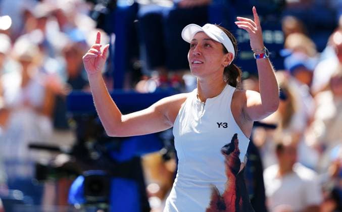 Jessica Pegula celebrates her quarter final win over Barbora Krejcikova 2025 US Open, Day Ten, USTA Billie Jean King National Tennis Center, New York, USA - 02 Sept 2025New York USTA Billie Jean King National T New York (NY) United States of America  Copyright: xJavierxGarcia Shutterstockx 15458344c
