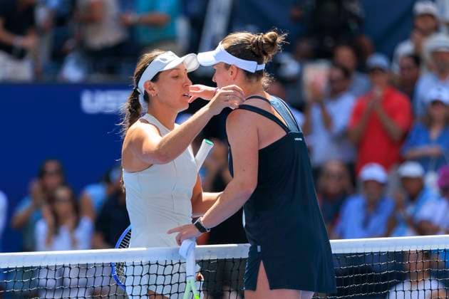 September 2, 2025, Flushing Meadows, New York, USA: Jessica Pegula hugs Barbora Krejcikova after winning her match on Day 10 of the 2025 US Open at USTA Billie Jean King National Tennis Center on Tuesday September 2, 2025 in the Flushing neighborhood of the Queens borough of New York City. JAVIER ROJAS PI Flushing Meadows USA - ZUMAp124 20250902_zaa_p124_007 Copyright: xJavierxRojasx