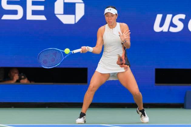September 2, 2025, Flushing Meadows, New York, USA: Jessica Pegula hits a forehand return during a match against Barbora Krejcikova on Day 10 of the 2025 US Open at USTA Billie Jean King National Tennis Center on Tuesday September 2, 2025 in the Flushing neighborhood of the Queens borough of New York City. JAVIER ROJAS PI Flushing Meadows USA - ZUMAp124 20250902_zaa_p124_017 Copyright: xJavierxRojasx