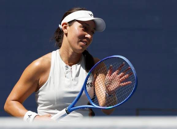 Jessica Pegula reacts after losning a point to Barbora.Krejcikova Czechia before defeating her in straight sets in their quarterfinal match in Arthur Ashe Stadium on day 8 at the 2025 US Open Tennis Championship at the USTA Billie Jean King National Tennis Center in New York City on Tuesday, September 2, 2025.  NYP20250902107 JOHNxANGELILLO
