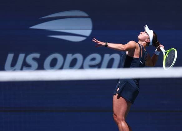 2025 US Open Tennis Championships, Day Ten, Billy Jean-King Tennis Centre, Flushing Meadows, New York, USA, 02 09 2025 Barbora Krejcikova (CZE) in action during her Quarter Final match against Jessica Pegula (USA) in the 2025 US Open at Flushing Meadows New York Billy Jean King Tennis Centre, Flushing Meadows New York USA Copyright: xMarkxGreenwoodx