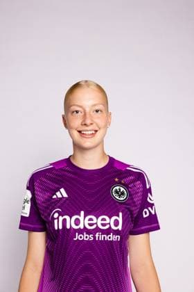 Janne Krumme - Eintracht Frankfurt Frauen Porträttermin 2025 2026 1. BL Bundesliga Fußball Porträttermin, Headshot, Porträt, Vorstellung, Präsentation, Pressetermin 2025 2026 Studio Shooting Studioshooting